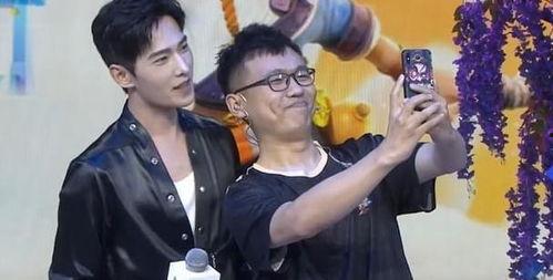 老王爆料新代言人视频,新代言人神秘亮相，精彩视频抢先看！  第1张